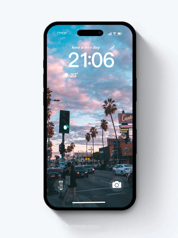 Fond d'écran 4K HD - Dans une nouvelle ville pour iPhone et Android