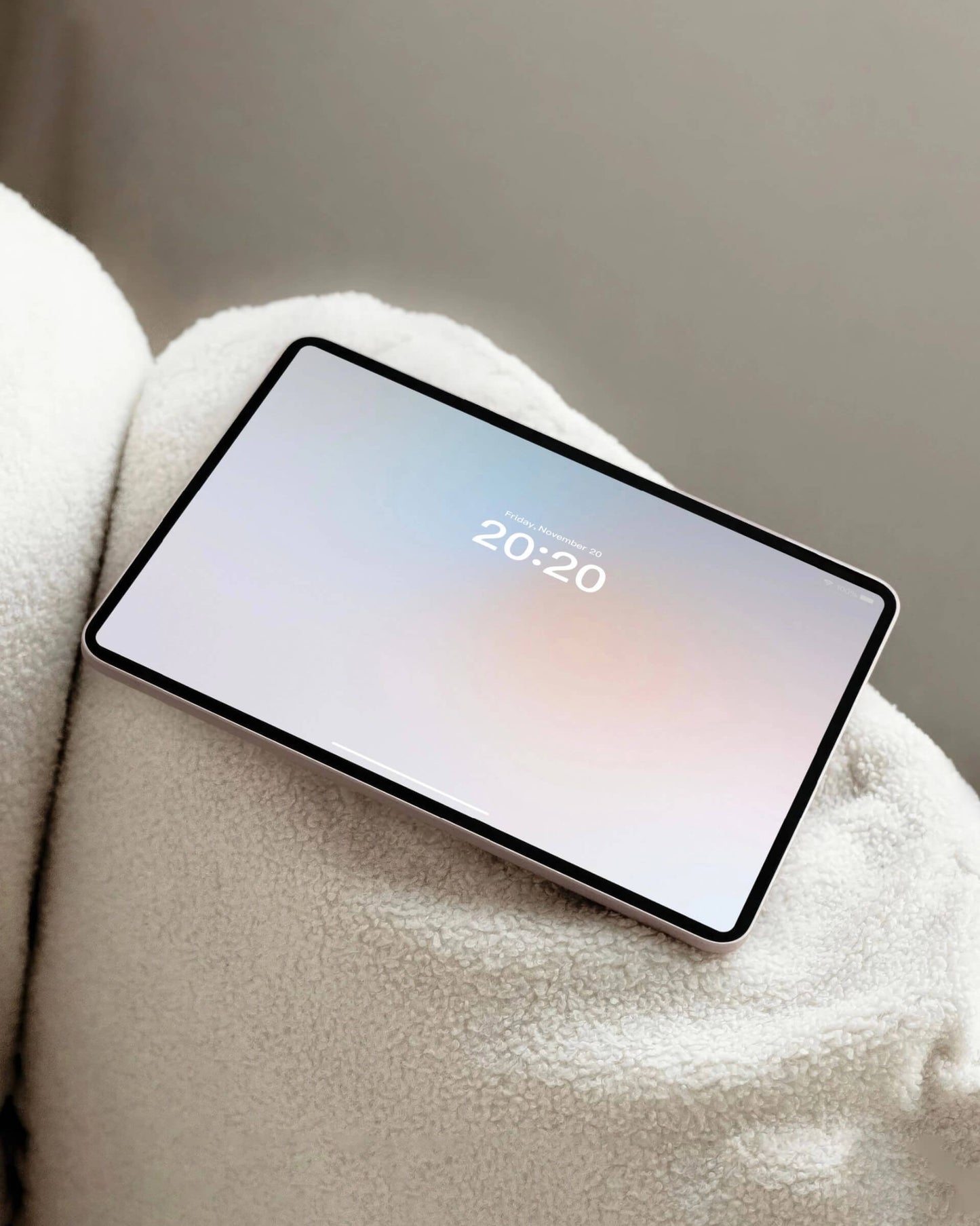 Original 4K HD Apple Wallpaper Package - Color Gradient3